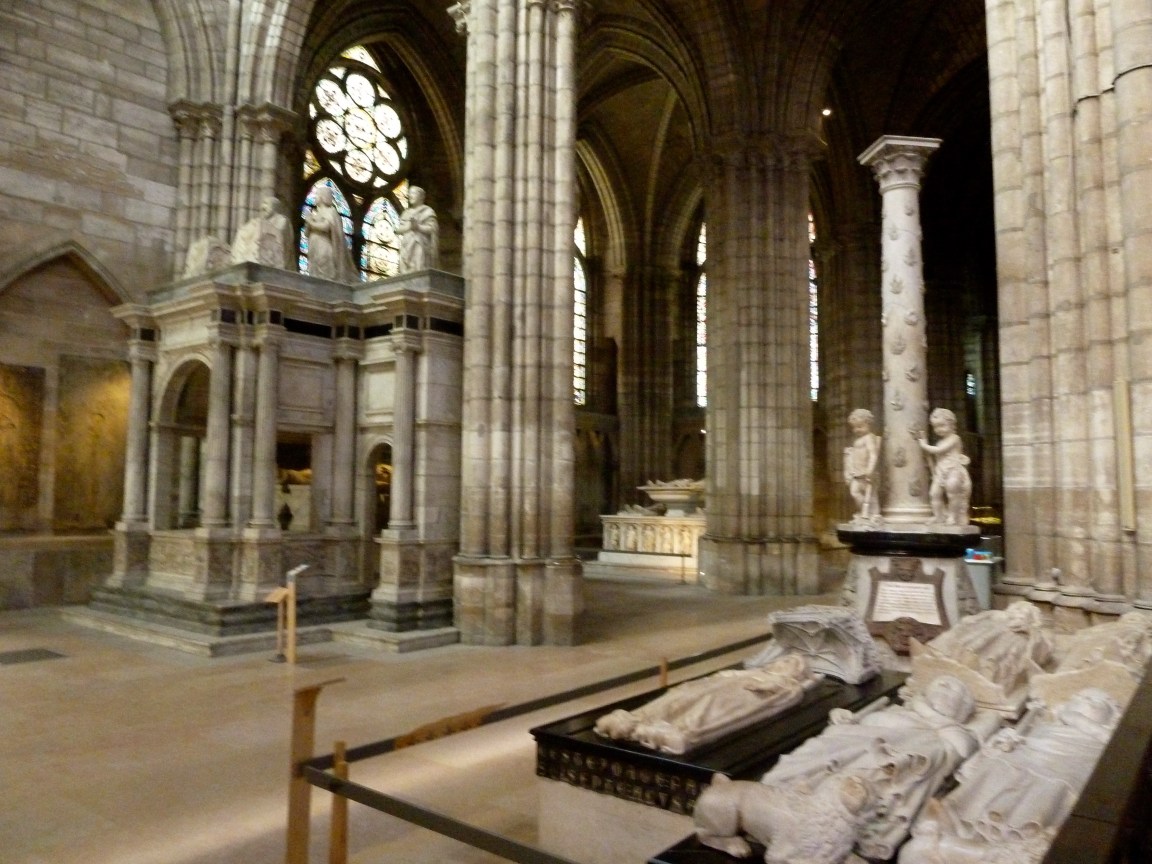 PARIS - 661 - Version 2