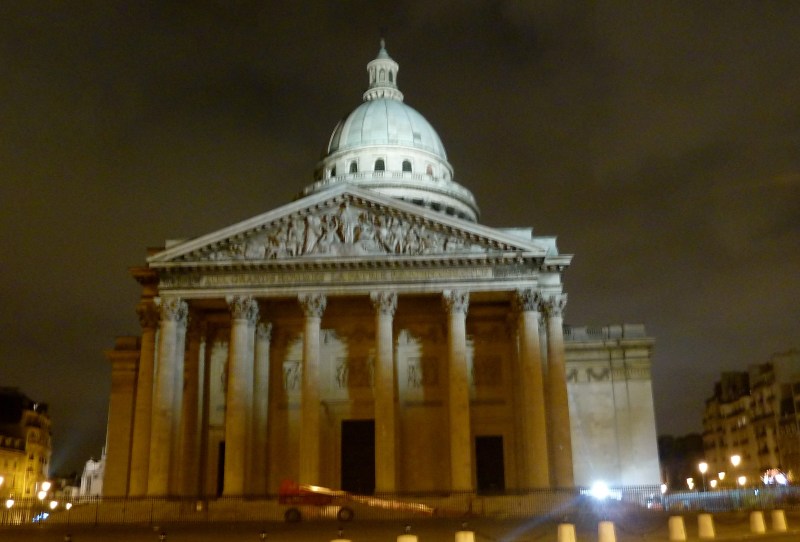 PARIS - 569 - Version 2